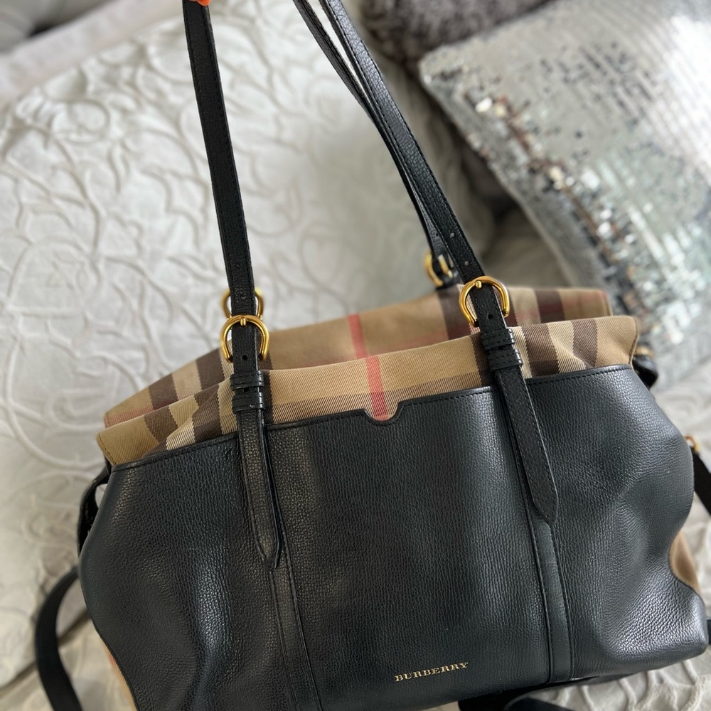 Burberry Mason Check Coca Leather
Diaper Bag